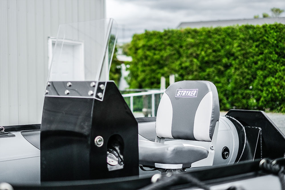Seated Console w/ Windshield (ASTW) Stryker Boats