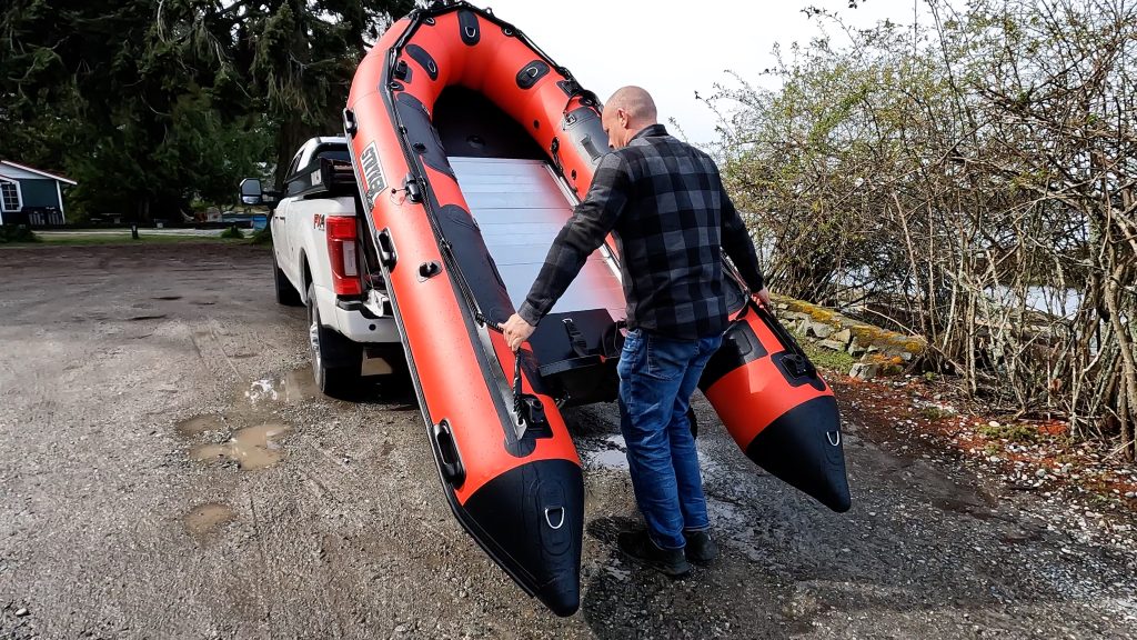 How to maintain an inflatable boat