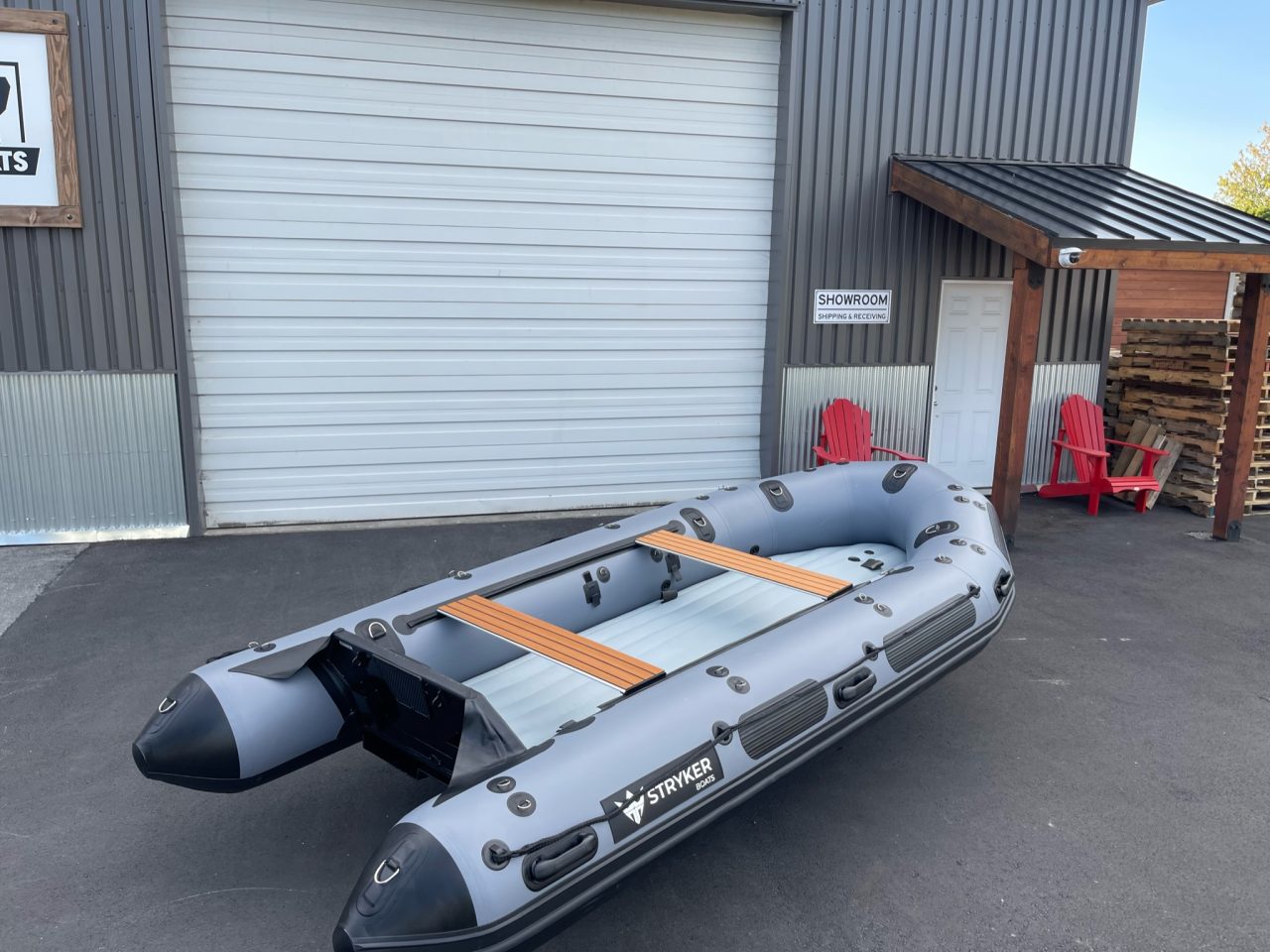 2024 Stryker Tunnel JET 420 (13’ 7”) Inflatable JET Boat Stryker Boats