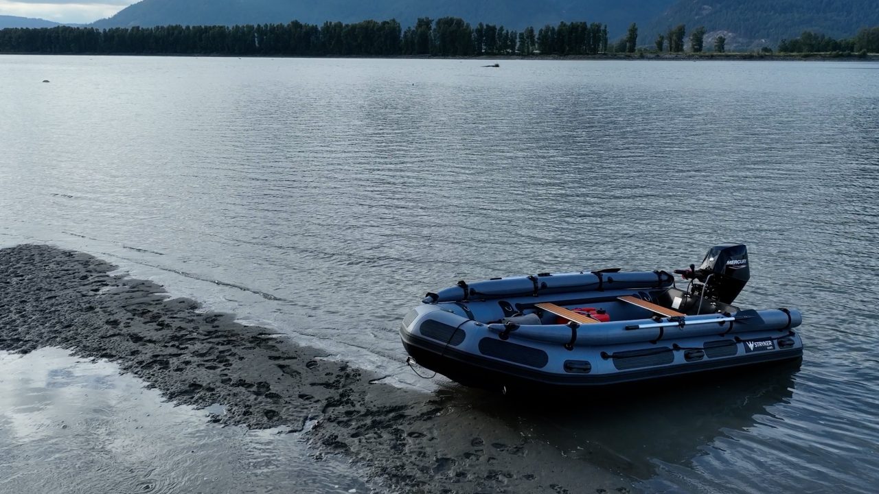 Stryker JET 420 (13’ 7”) Inflatable JET Boat Stryker Boats