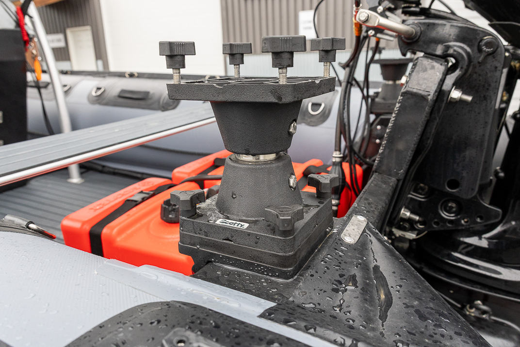 Jet RIB 470 - Stryker Boats